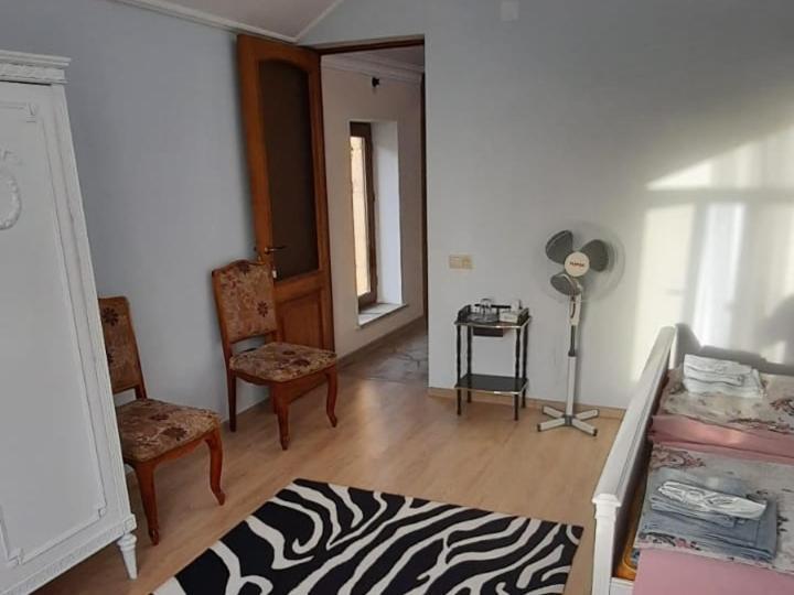 Anna Home B&B Areni Buitenkant foto
