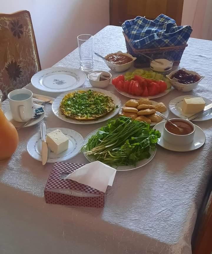 Anna Home B&B Areni Buitenkant foto