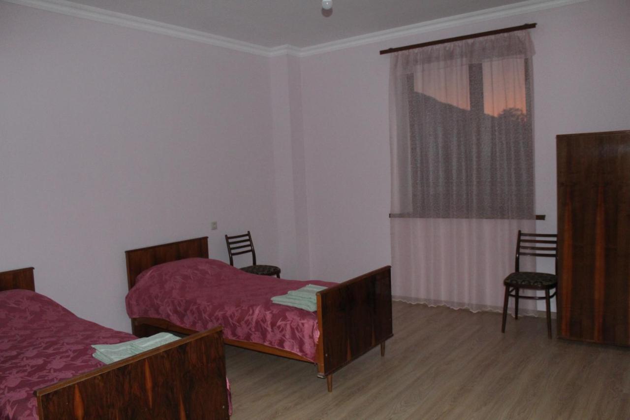Anna Home B&B Areni Buitenkant foto